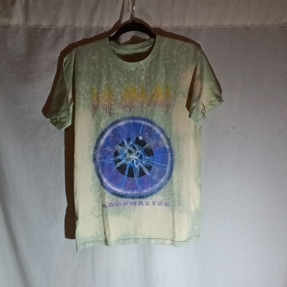 Def Leppard Band Tee Graphic Shirt